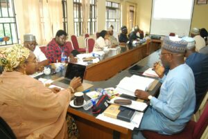 Abdulrahim with the committee members