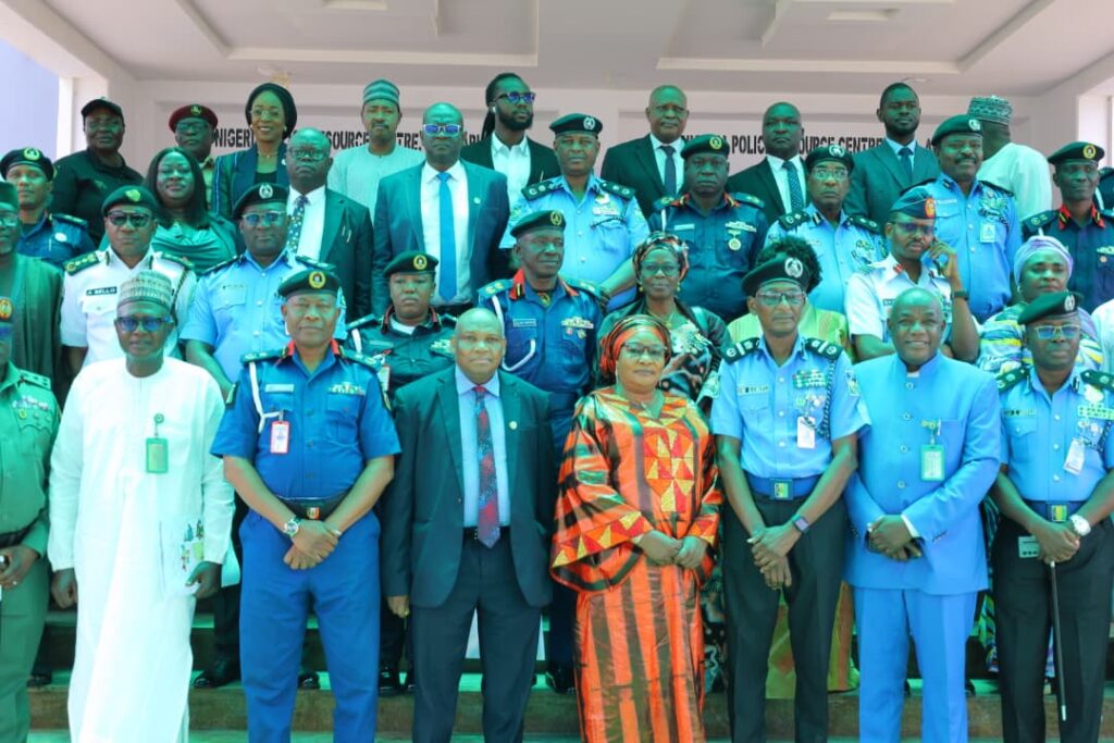FCT Minister, rep by HOS, Mrs Adayilo flanked by Chiefs at the G7 Meeting
