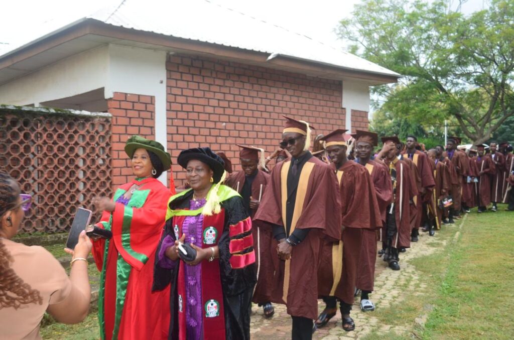 Model Maitama graduation