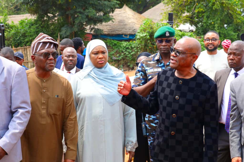 the minister with others