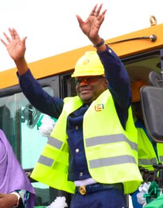 wike flags off carriageway