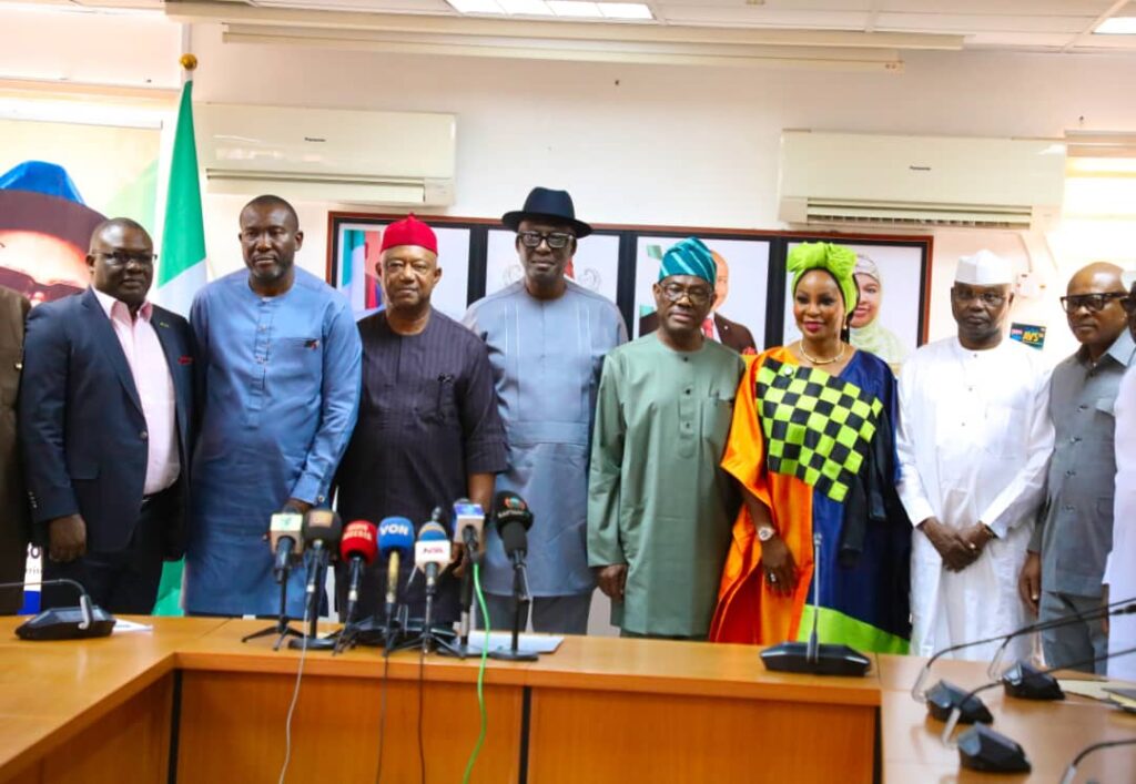 SSDC delegation with the Minister