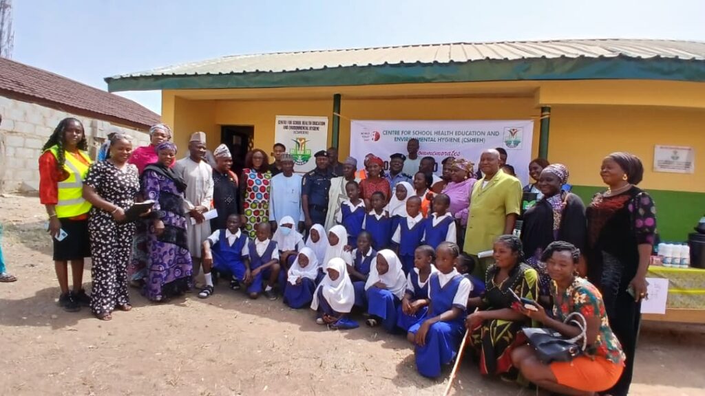 cross section dignitries and pupils during the event