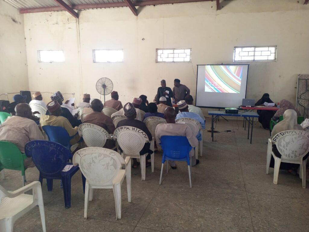 intending pilgrims recieving lectures