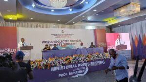 officials of the FMOHSW during the press briefing