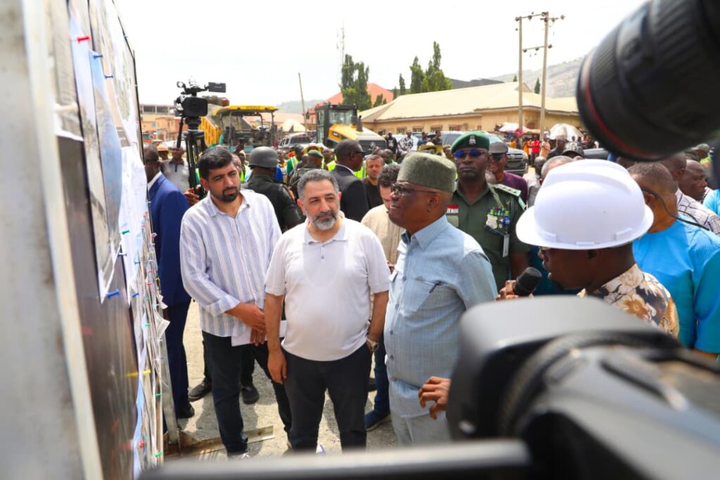 The minister on inspection