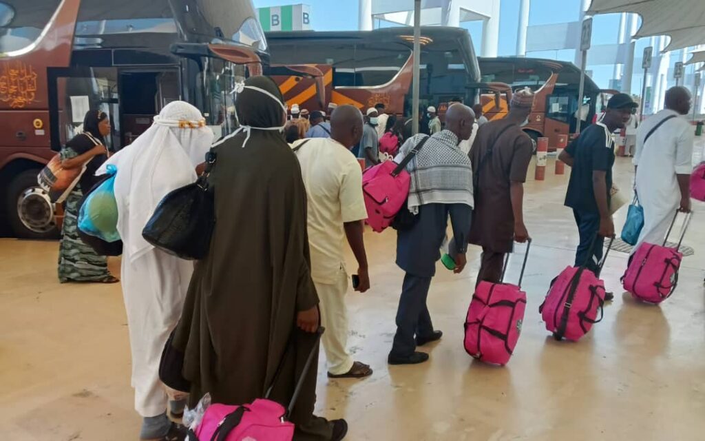 Pilgrims arriving