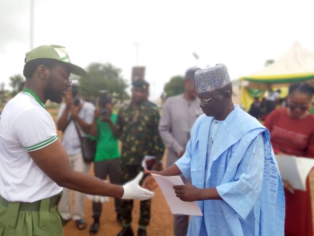 mandate secretary youth and sports