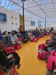pilgrims departing the airtport