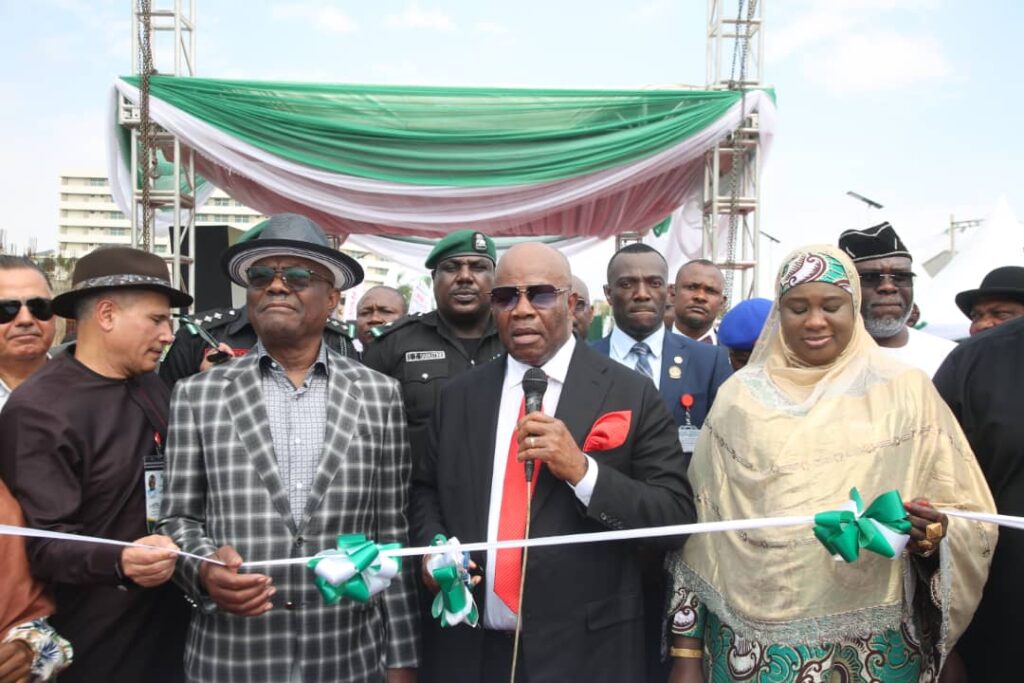 Commissioning of N2 transit way