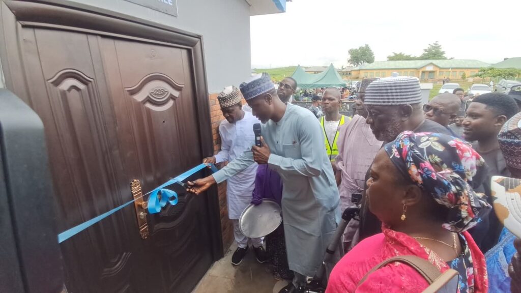 RUWASA Director cuts the ribbon